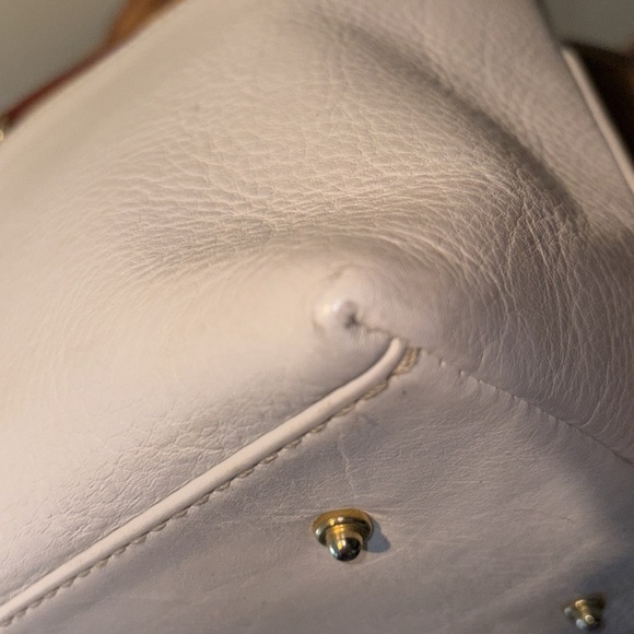 Dooney & Bourke  Satchel   Dome top pebbled leather  ivory/ light brown Like New - Picture 12 of 16